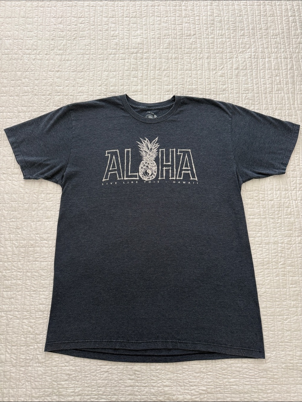 T&C Surf Aloha Pineapple Graphic Crewneck T-Shirt - Dark Blue